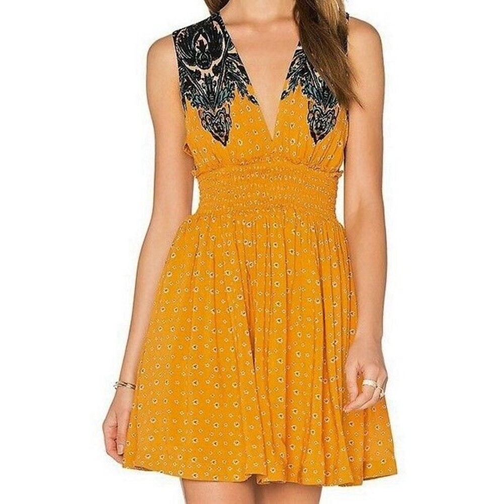 Free People Boho Hippie Yellow Floral Paisley Smocked Waist Mini Dress SZ L